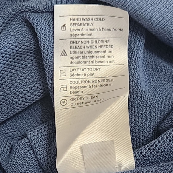 Vince Sheer Textured Knit Crewneck Pullover Blue Womens  Top‎ - Picture 7 of 8